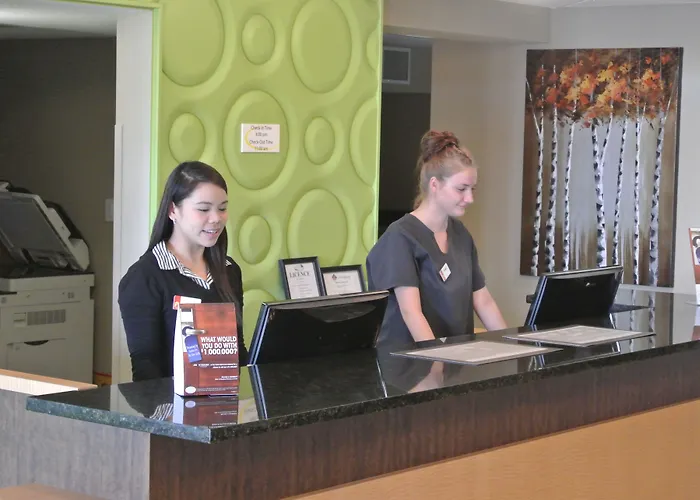 Super 8 By Wyndham Lloydminster